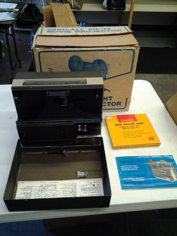 lot 17 image: Sears Du-All 8mm Movie Projector