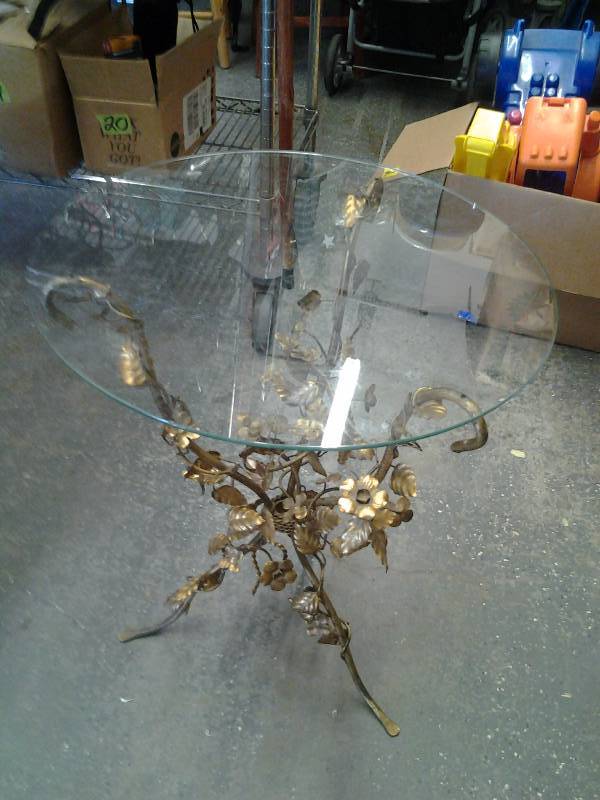 lot 33 image: Small Ornate Round Table With Glass Top