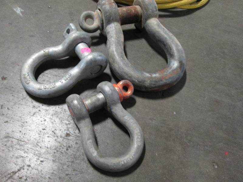 3 StrapHitch Connectors