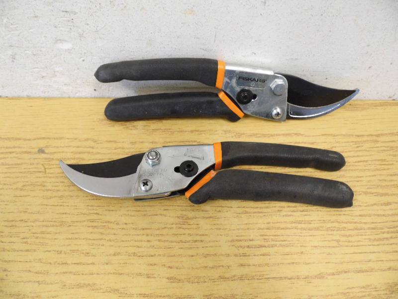 2 Pair Fiskars Shears