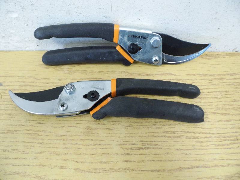 2 Pair Fiskars Shears