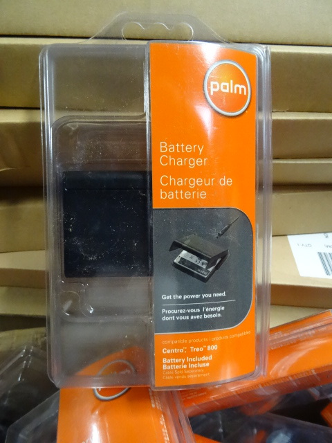 lot 34 image: Palm Battery Charger