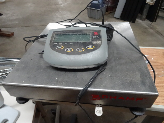 lot 54 image: Digital Read Out Scale