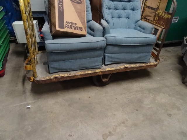 lot 58 image: Cart