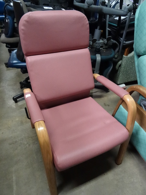 lot 10 image: Hillrom sturdy rocking chair...