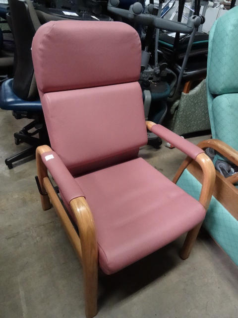 lot 13 image: Hillrom sturdy rocking chair...