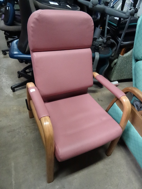 lot 14 image: Hillrom sturdy rocking chair...