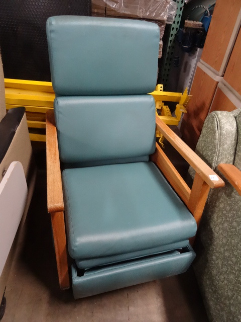 lot 27 image: Hillrom reclining chair on wheels...