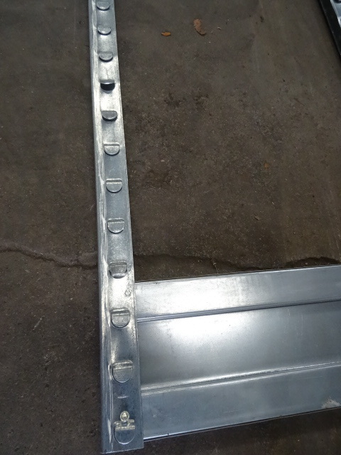 lot 108 image: Metal shelving uprights
