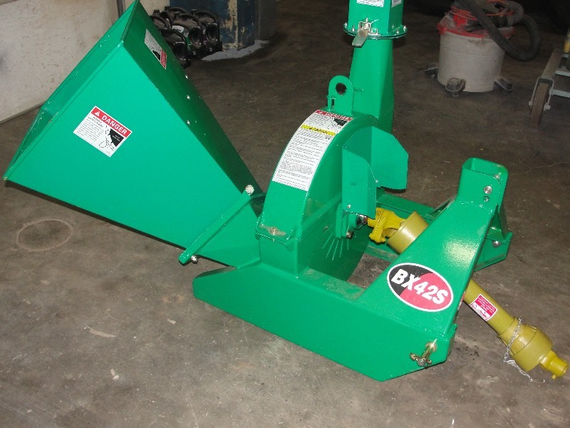 BX425 4" PRO wood chipper WheelsnDeals September 5 KBID