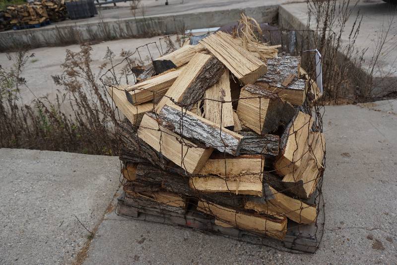 Lot of Dried and Split Oak Firewood