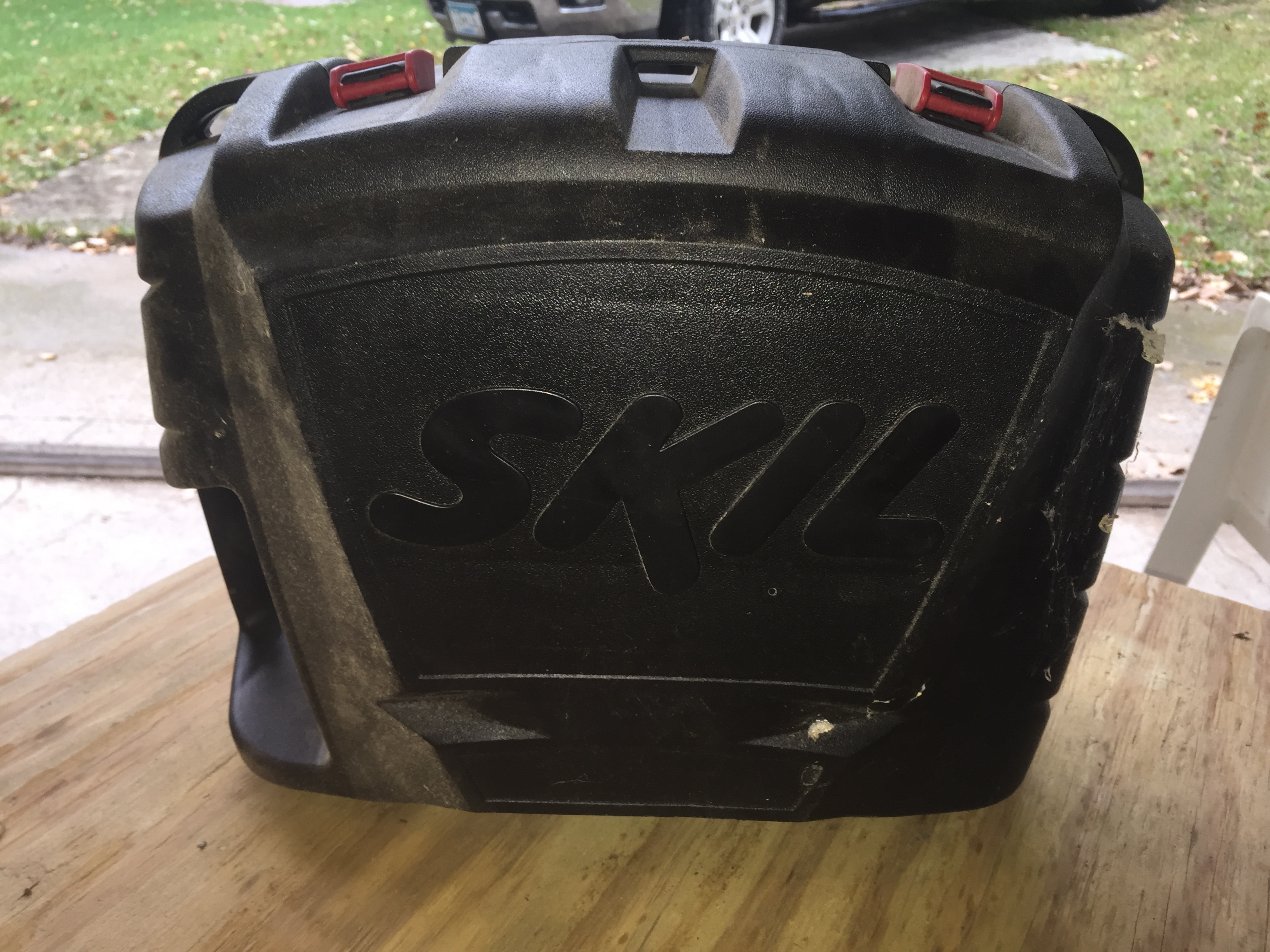 lot 4 image: Skil Saw
