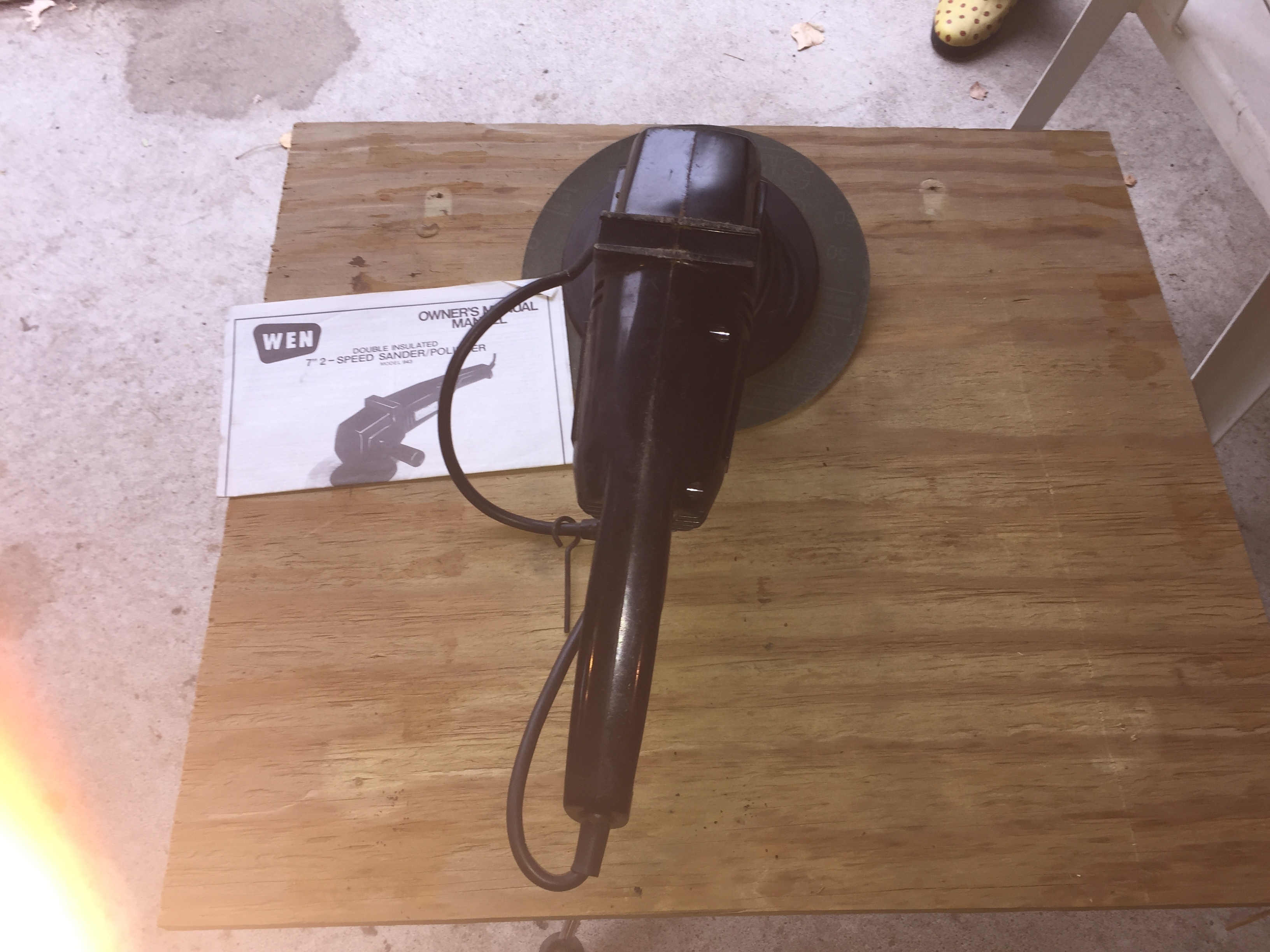 lot 9 image: WEN 7 SanderPolisher