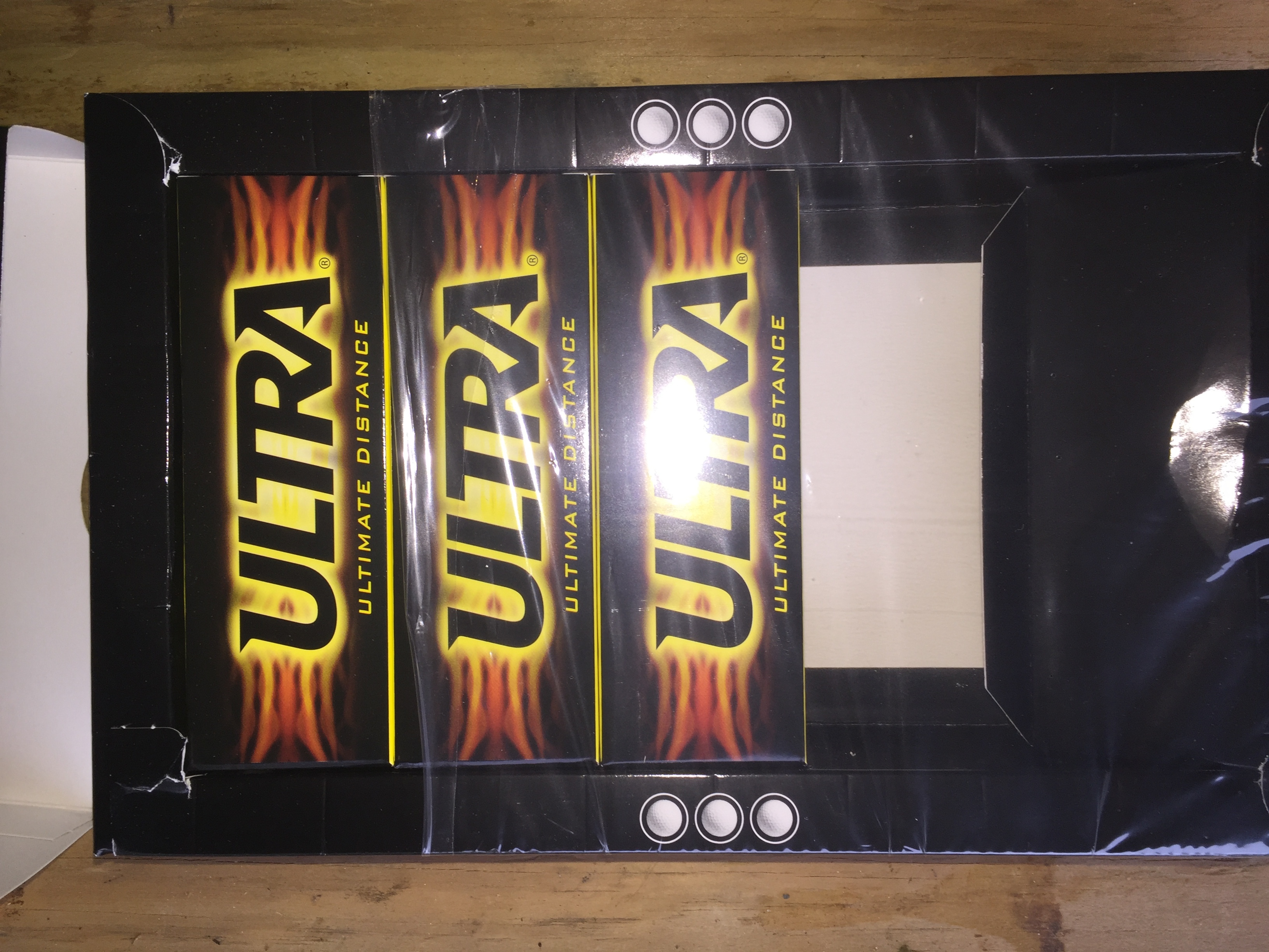lot 33 image: 3 sleeves of golf balls