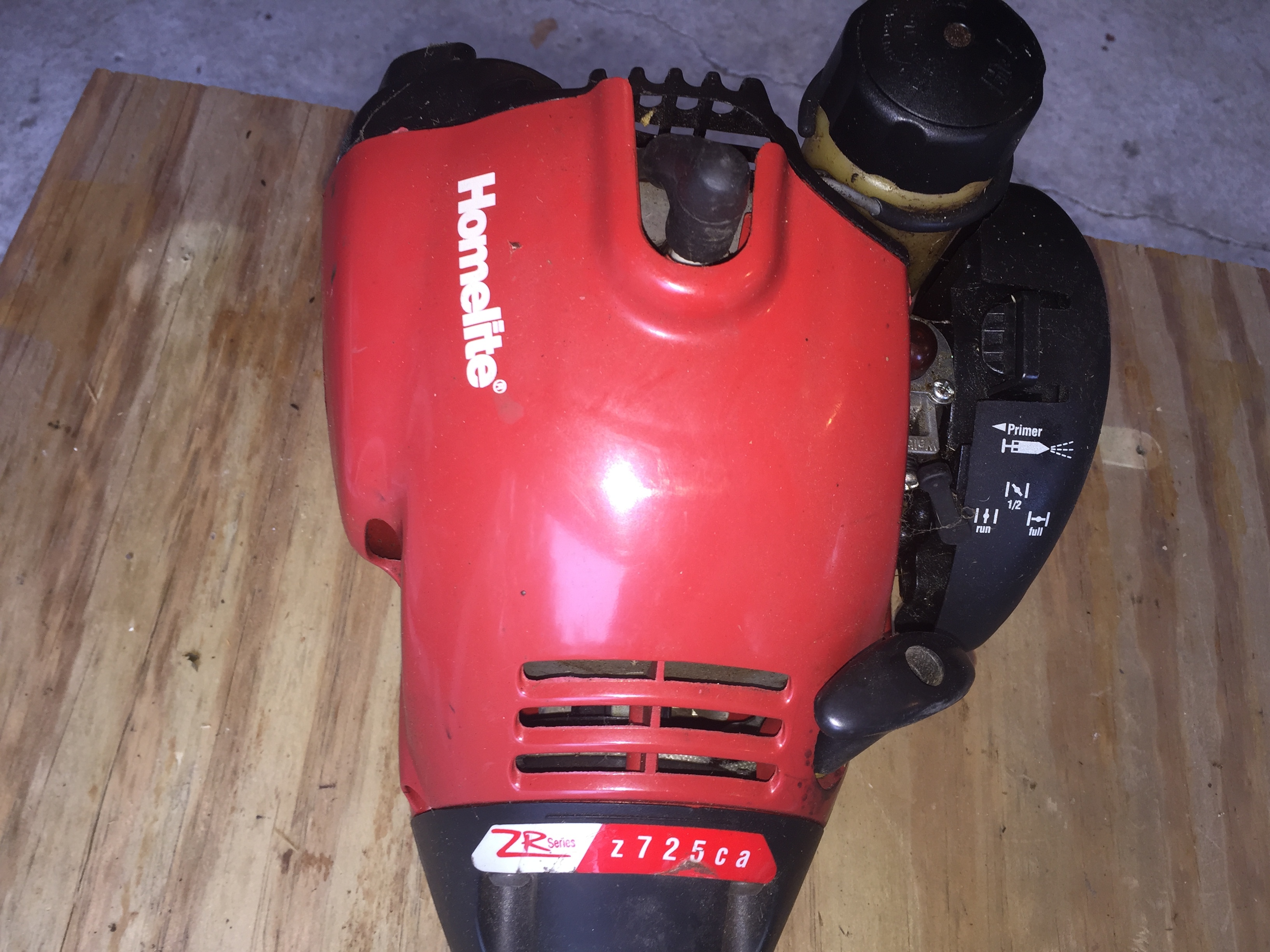 lot 45 image: Weed Eater.  Does not start