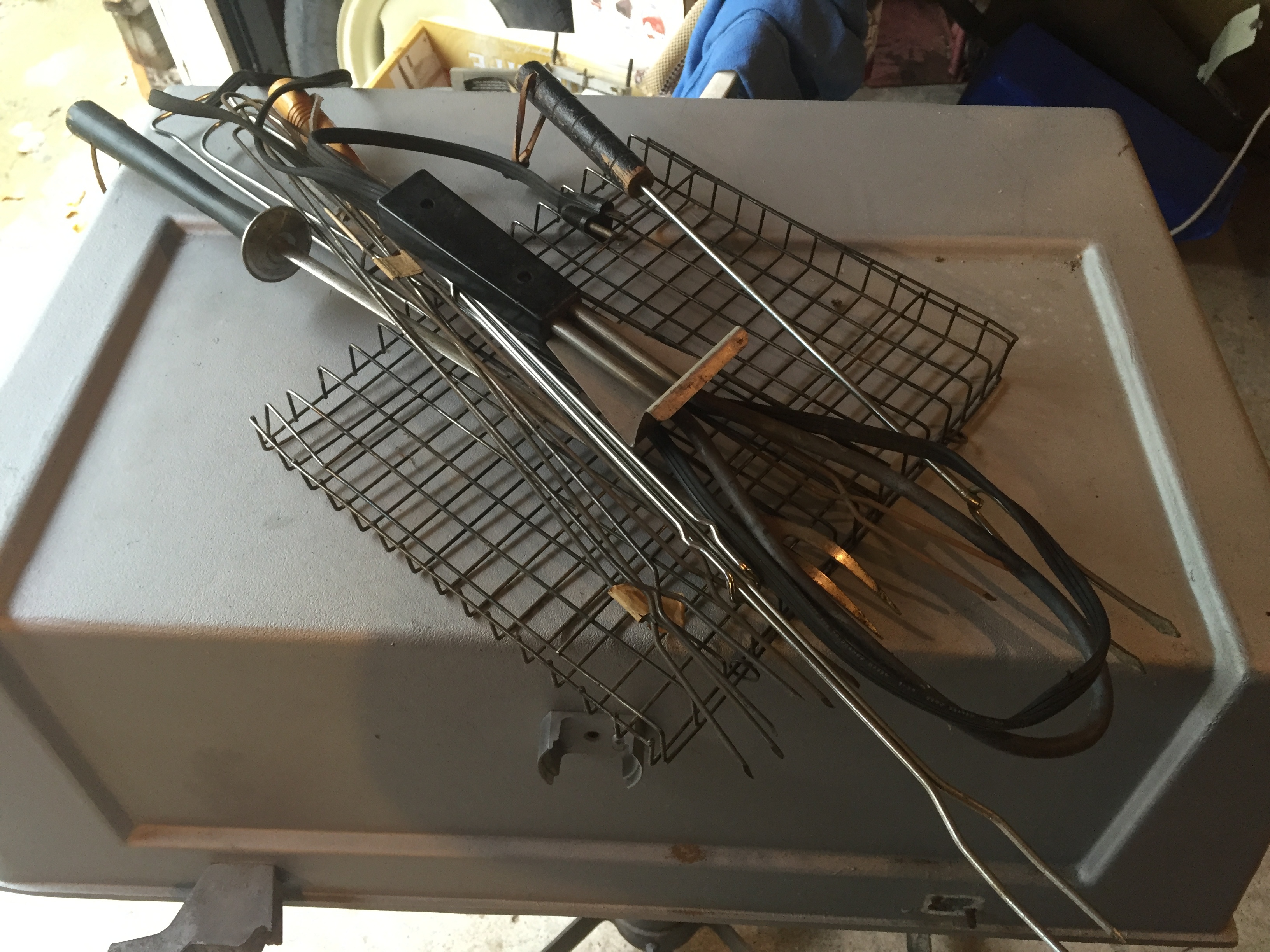 lot 58 image: Gas Grill