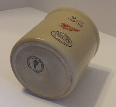 lot 64 image: Red Wing Stoneware Mini Crock (25) wstamp on the bottom