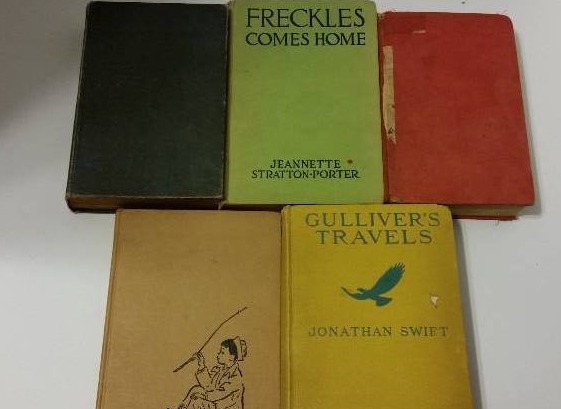 lot 98 image: Lot of (5) Classic Books - See Description