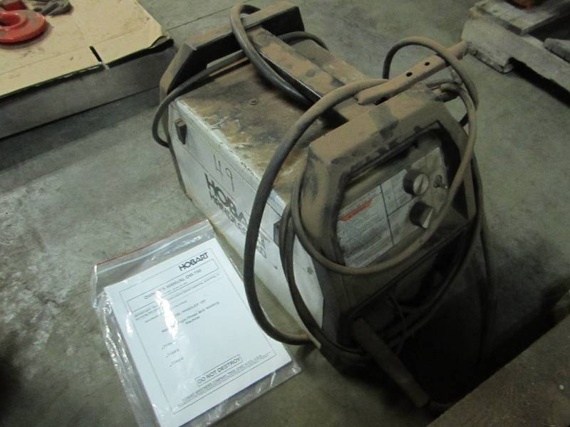 lot 9 image: Hobart Handler welder...