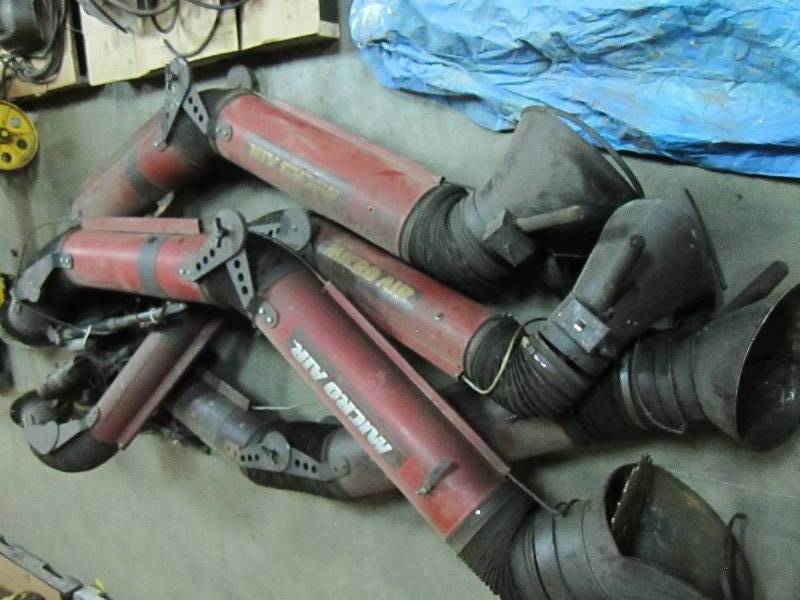 lot 18 image: Lot of micro air ducts for clean ai...