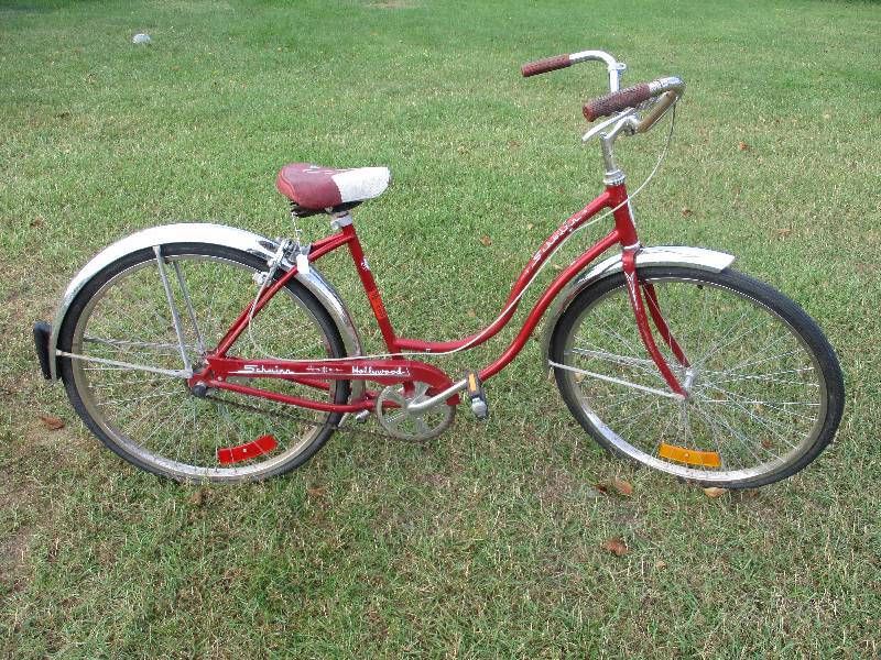 lot 83 image: Bike