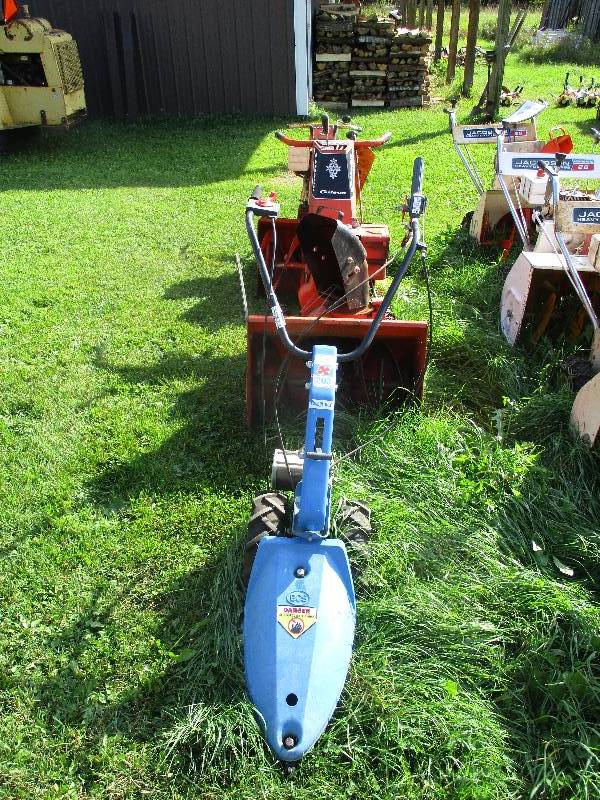lot 86 image: Snow Blowers and Cutter Bar (Sickle Bar) Mower