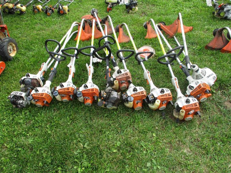 lot 112 image: Stihl Weed Whips