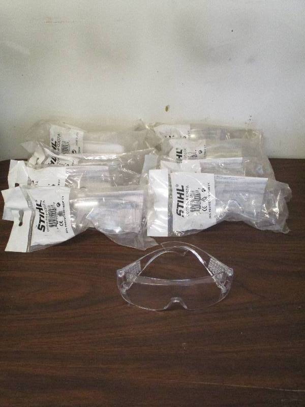 lot 17 image: Safety Glasses