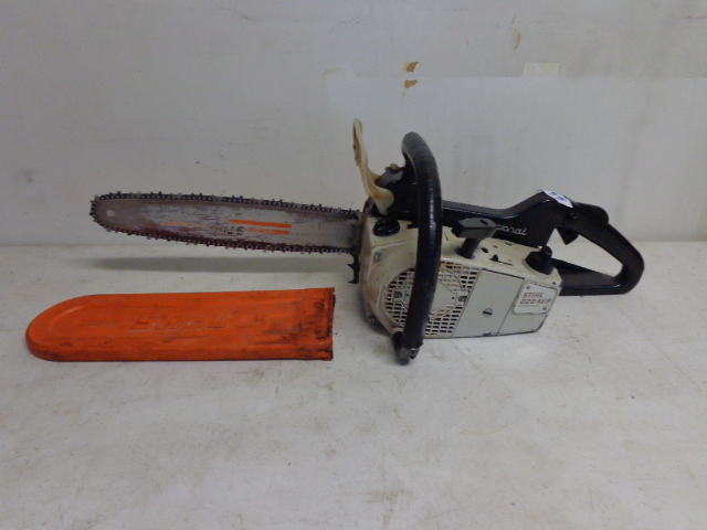 lot 66 image: Stihl Chain Saw