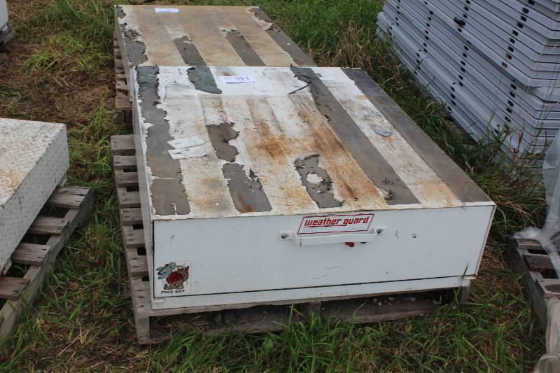 lot 148 image: Weather Guard Metal Tool Storage Box
