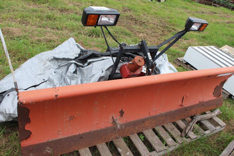 lot 145 image: Western Pro Plow, Snow Plow with mount and pump assemble