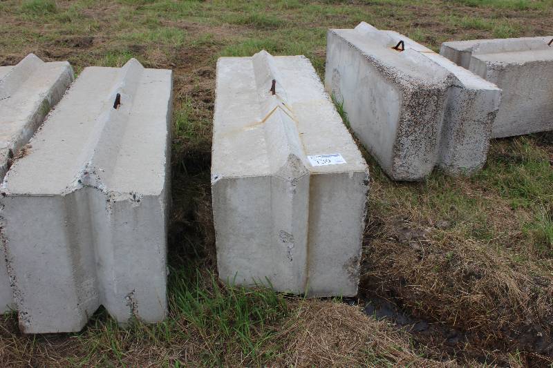 Lot of (3) Cement Blocks w/ Lift Hook | Independence Commercial ...