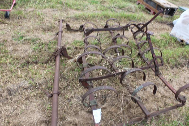lot 190 image: Cultivator