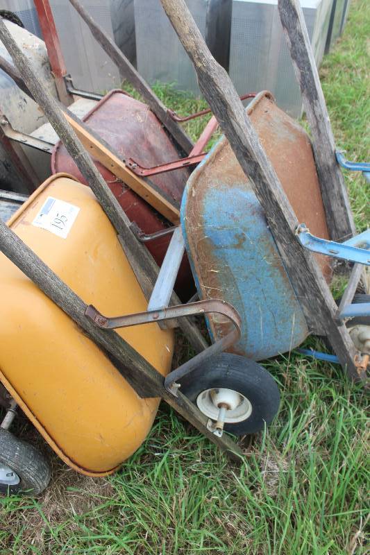 lot 195 image: Lot of (3)  Steel Wheelbarrows