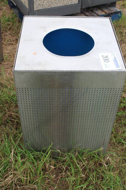 lot 200 image: Lot of (1) Metrodome Square Stainless Steel Trash Can