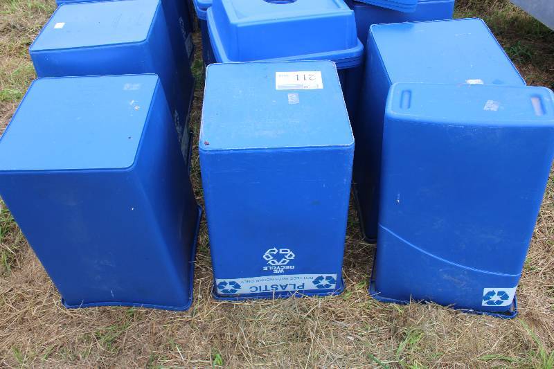 lot 211 image: Lot of (3) Metrodome Plastic Recycle Bins