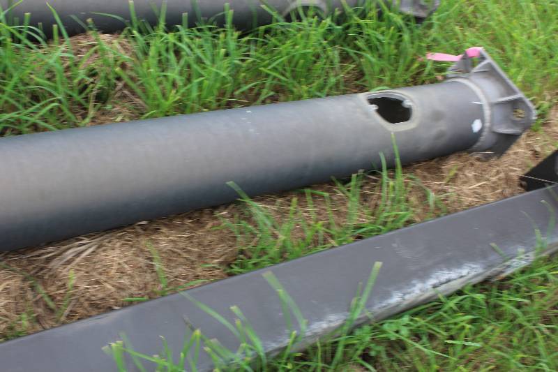 lot 228 image: 25 foot Long Metal Pole - Aluminium