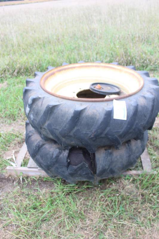 lot 243 image: Lot of (2) Tractor Wheel, Tires