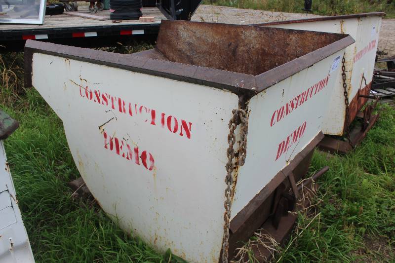 lot 48 image: Job Site Tip Dumpster