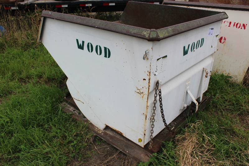lot 49 image: Job Site Tip Dumpster