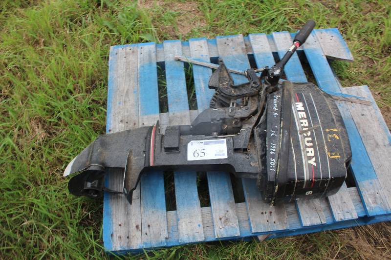 lot 65 image: Mercury Outboard Motor, 6 HP 2 Stroke Motor