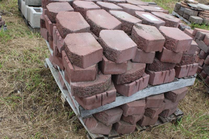 lot 118 image: Lot of (Approximately 140) Pavers