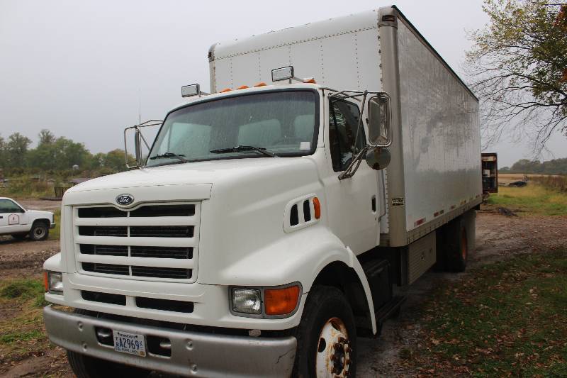 1998 Ford L8000 Commercial Box Truck Independence 1998 Ford L8000 Commercial Box Truck Independence