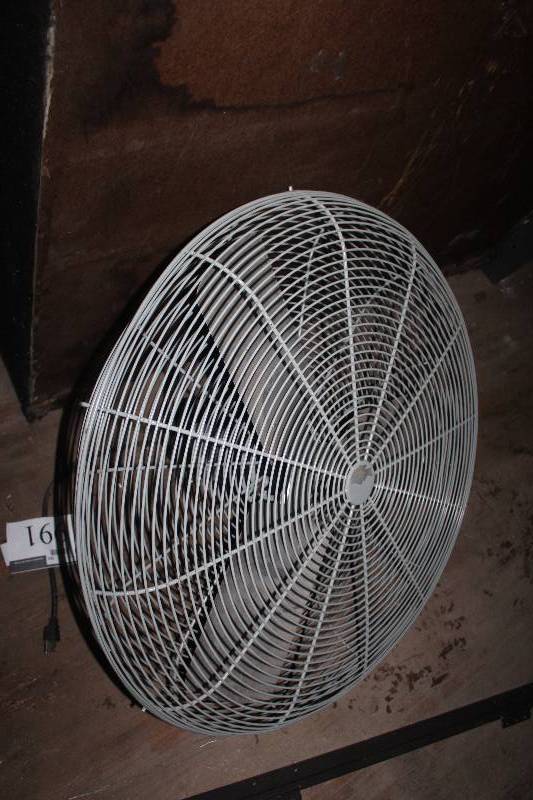lot 991 image: Fan