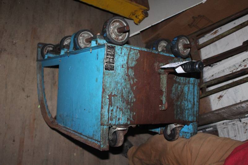 lot 1006 image: Morse 55-Gallon Paint Mixer