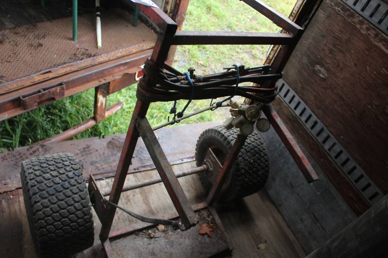 lot 250 image: Oxy Acetylene All Terrain Cart, Gauges and Hose