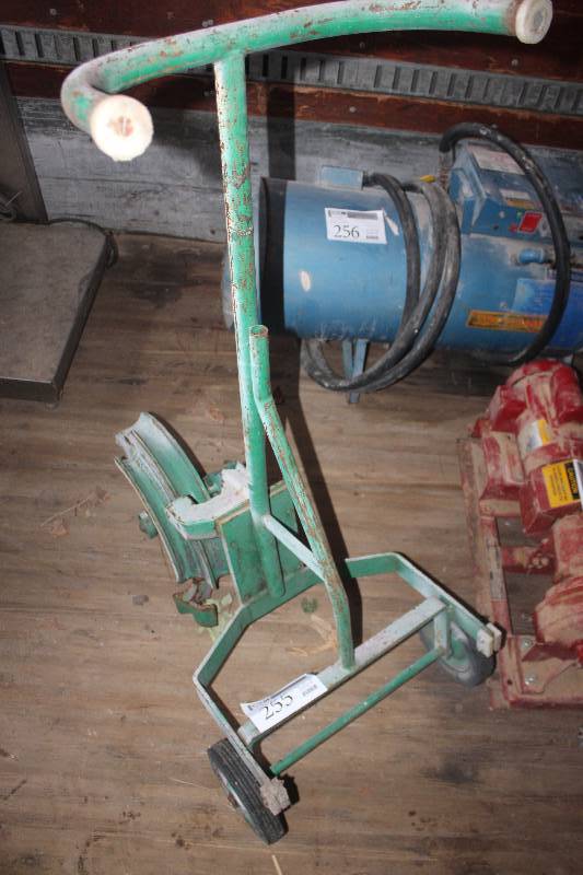 lot 255 image: Greenlee Bending Tool