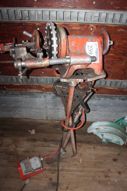 lot 259 image: Rigid 300 Pipe Cutter & Threader