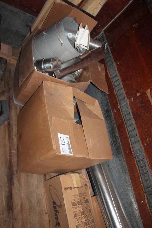 lot 271 image: Metal Heat Duct work