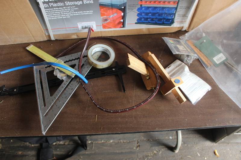 lot 873 image: Misc Tools